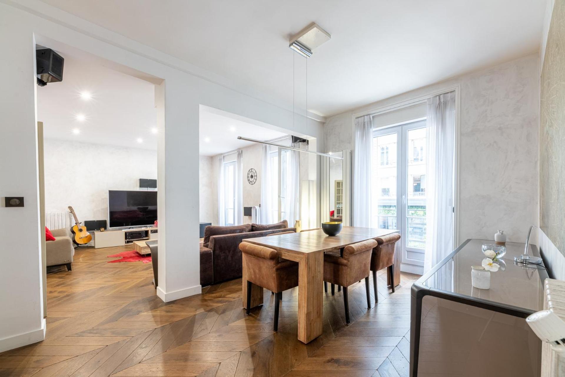 Apartment Passy Spacieux 2 Balcon Paris